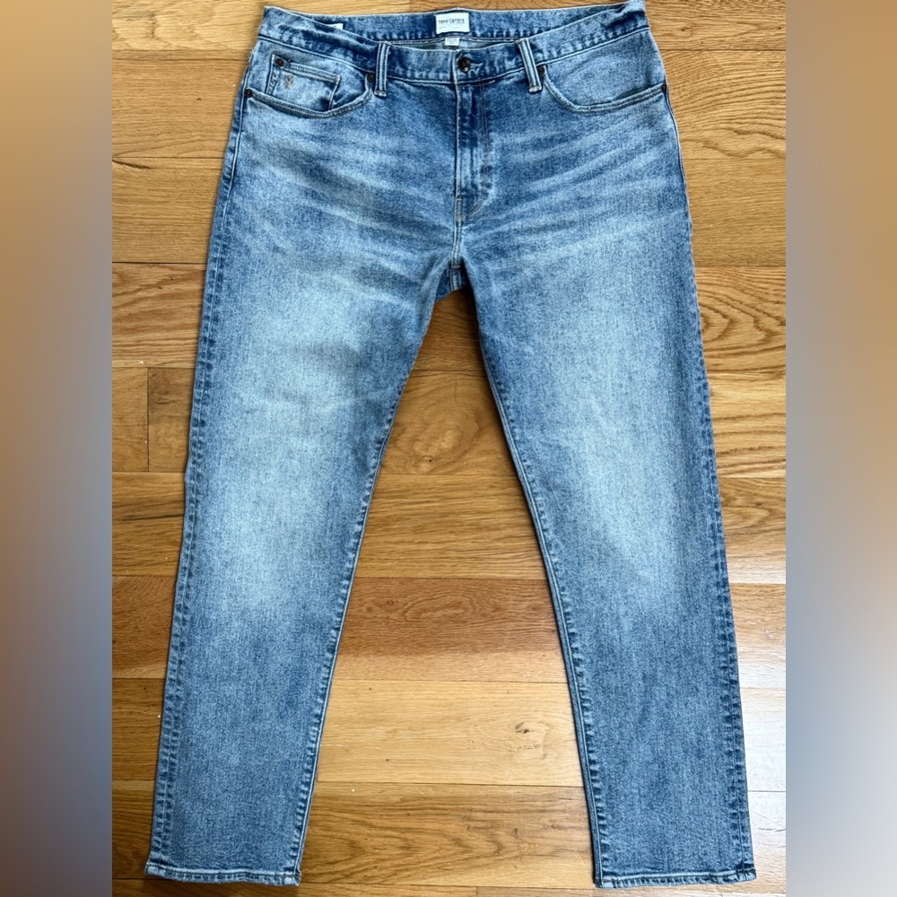 Todd Snyder Straight Fit Jeans 5 Pocket Distressed 36 X 32 Light